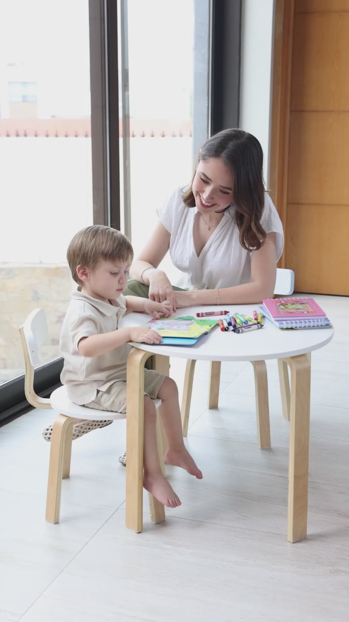 Juego de Mesa y Sillas Para Niños Sitte Nórdico
