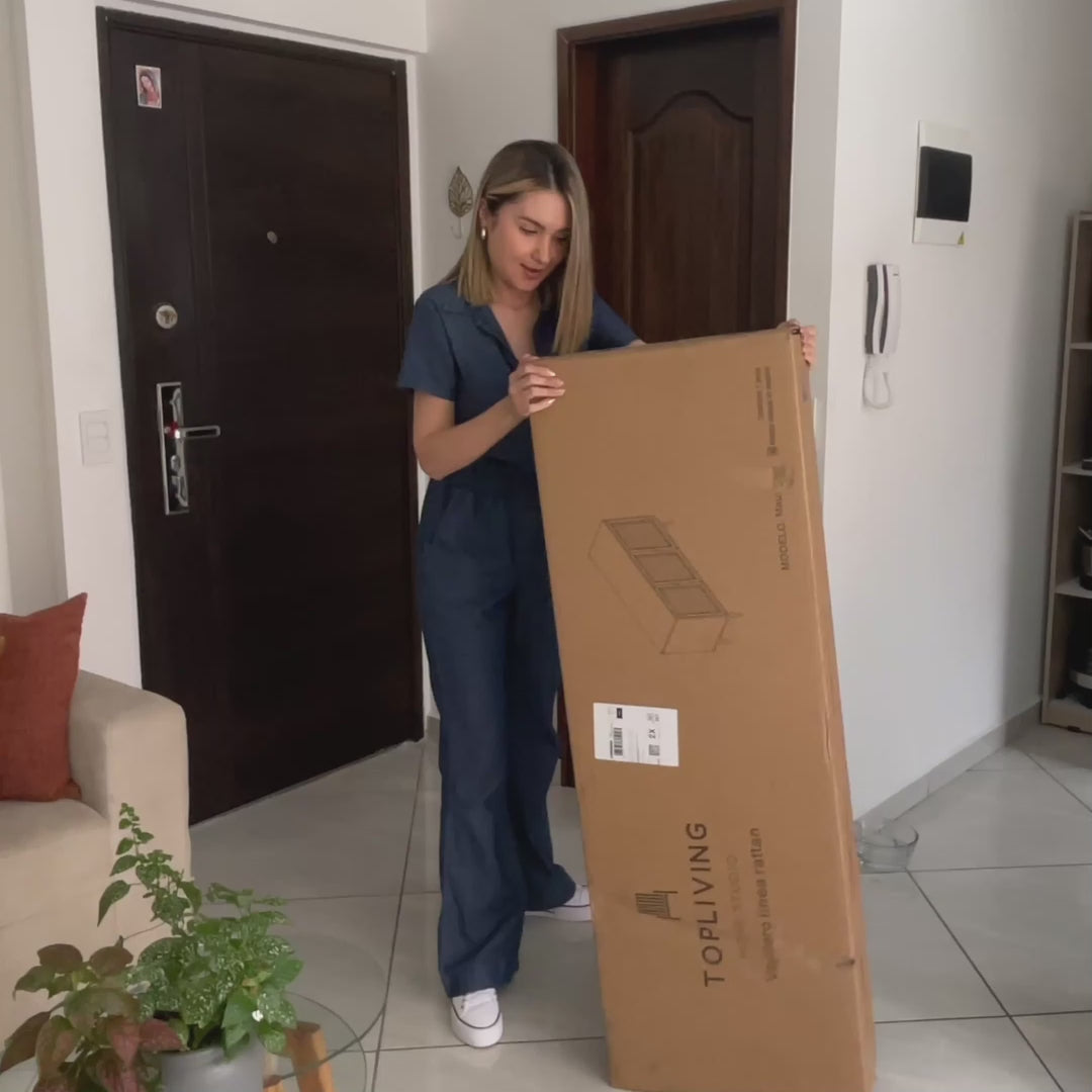 Bifé Vajillero Maui con Puertas de Ratán